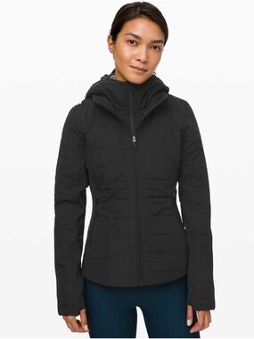 Lululemon Another Mile Jacket
Black (First Release)